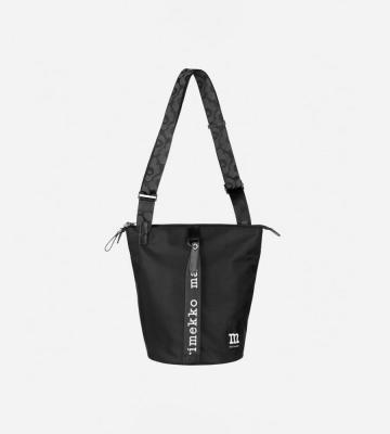 All Day Bucket Solid ショルダーバッグ