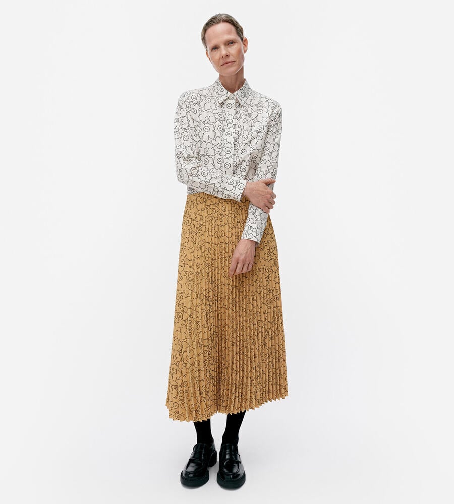 ライトブラウン×ブラック