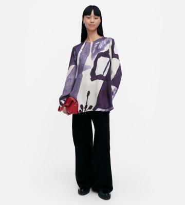 【一部店舗・オンラインストア限定】Kovertaa Kylmankukka ブラウス