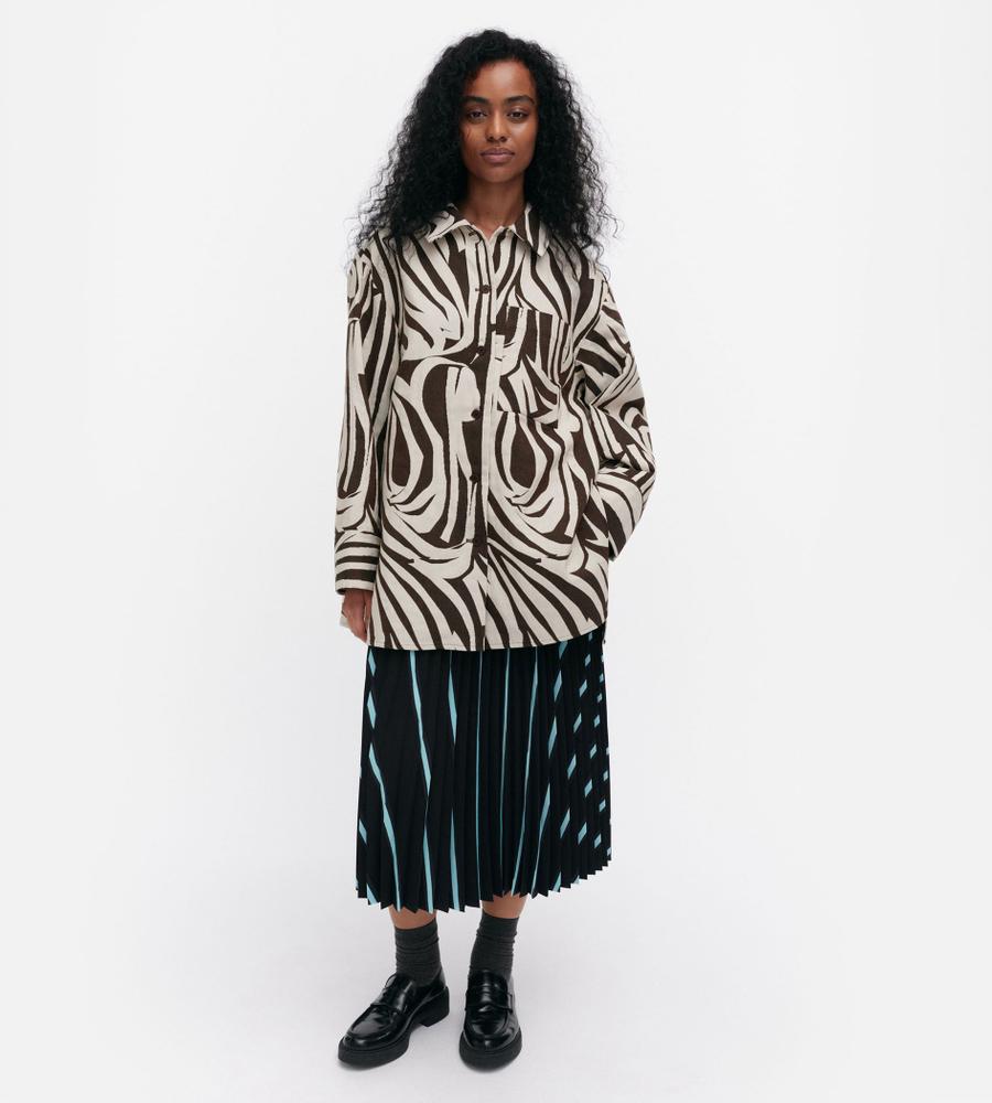 ライトベージュ×ダークブラウン