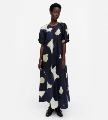 【一部店舗・オンラインストア限定】Juhlinta Kehakukka ワンピース