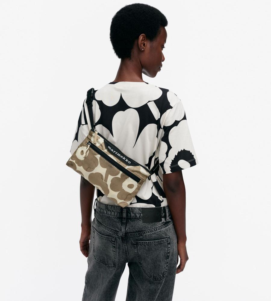 ★a★Neat Crossbody Unikko S ショルダーバッグ Marimekko｜Neat Crossbody Unikko S ショルダーバッグ