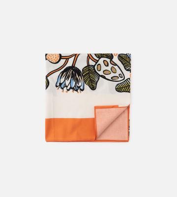 Tiara テーブルクロス 140×140cm