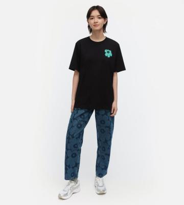 【アジア限定】Embla Unikko Placement Tシャツ