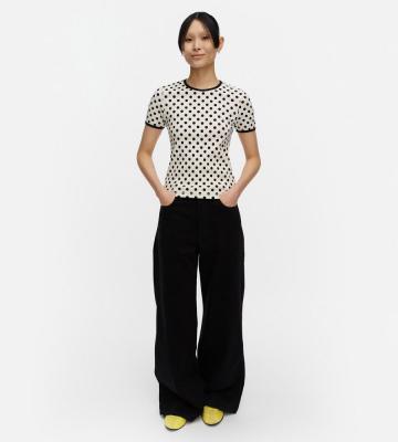Kukkea Pallo Tシャツ