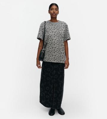Skenaario Unikko Tシャツ