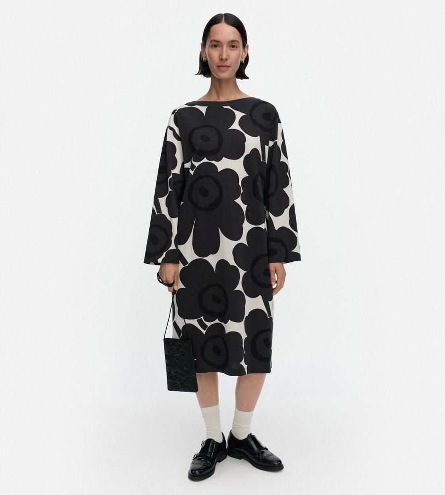 オフホワイト×ブラック