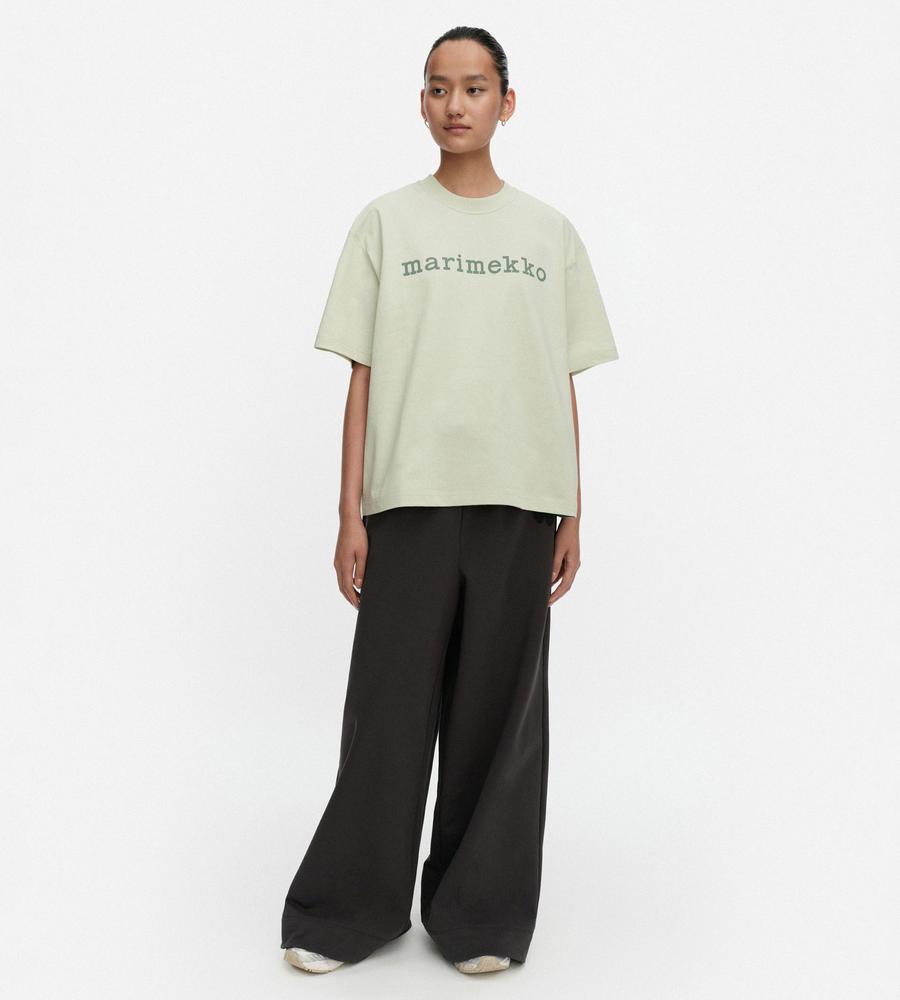 ライトグリーン×ライトグリーン