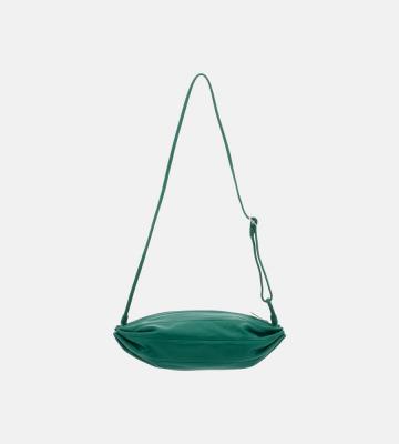 【一部店舗・オンラインストア限定】Karla ショルダーバッグ