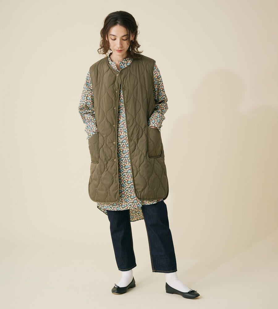 美品 フォクシー VELOUR NOIR 43860 Vest いぶかし Aster 美品 フォクシー VELOUR NOIR 43860 Vest いぶかし Aster