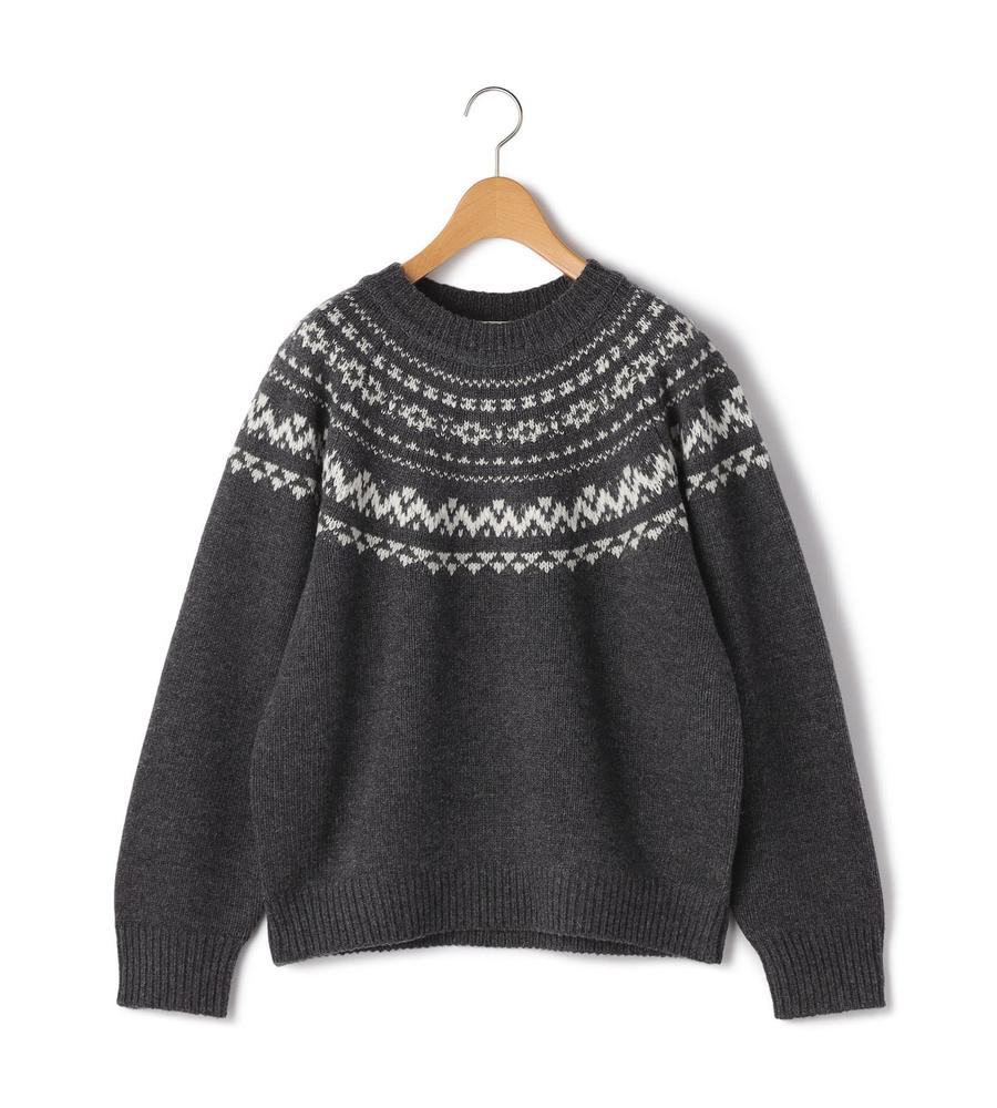 チャコールグレー