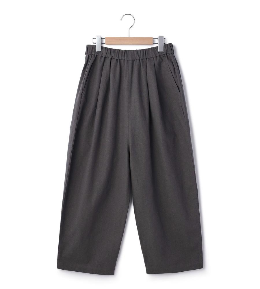 チャコールグレー