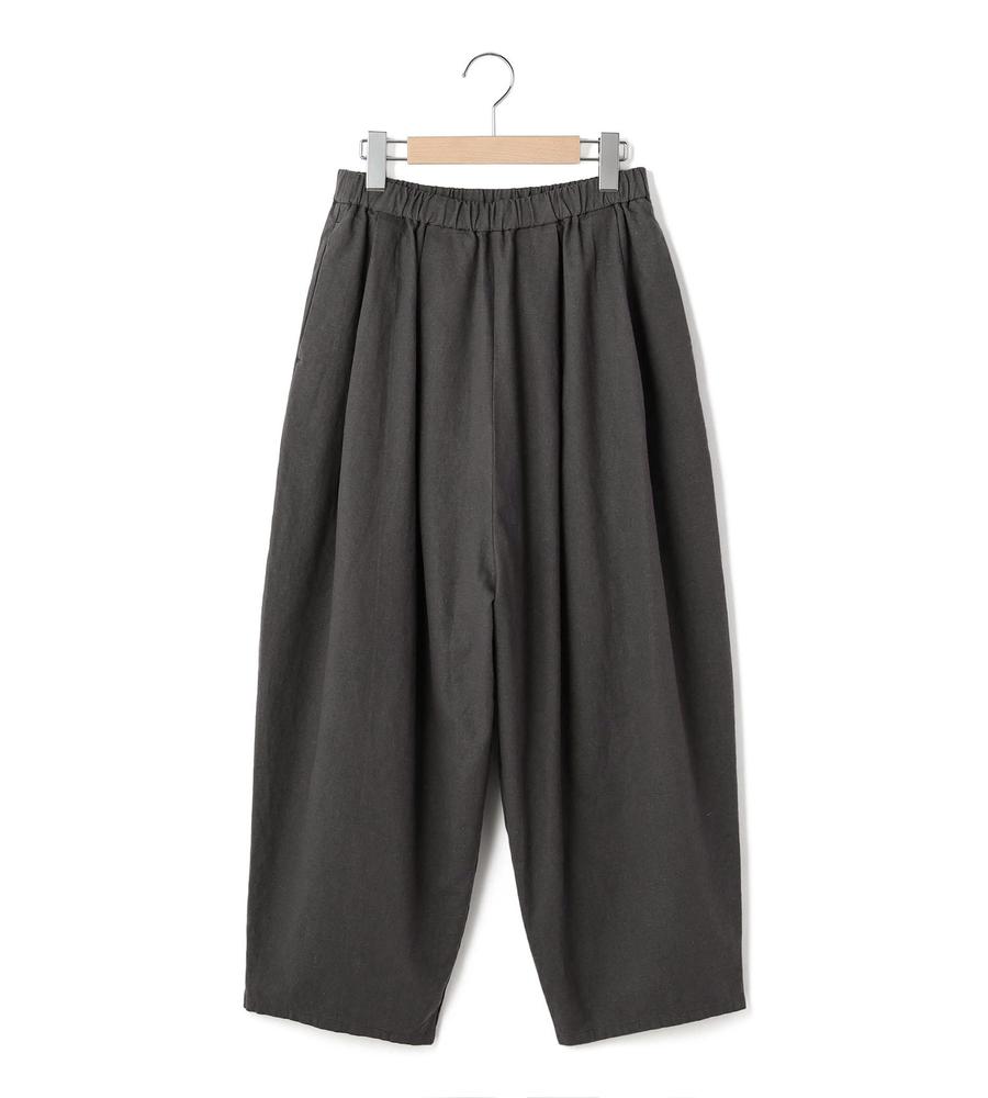 チャコールグレー