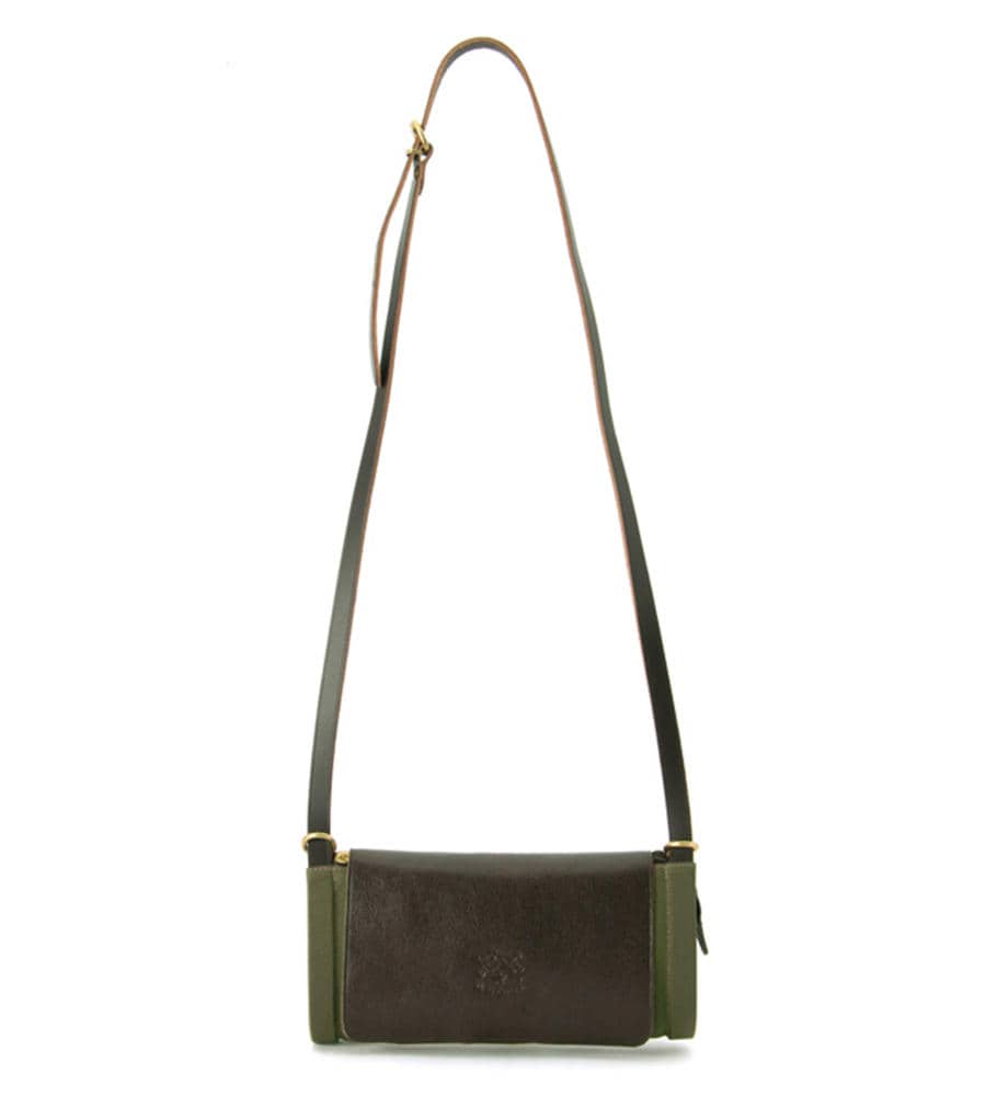 オリーブ×こげ茶