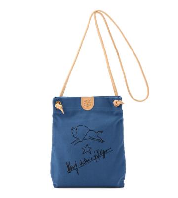 クロスボディバッグ