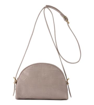 クロスボディバッグ