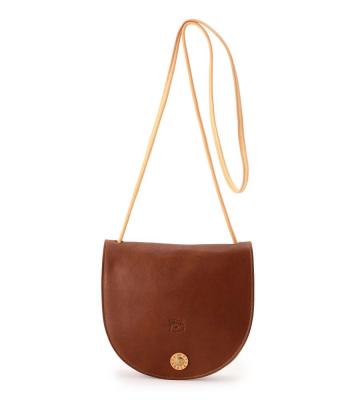 クロスボディバッグ