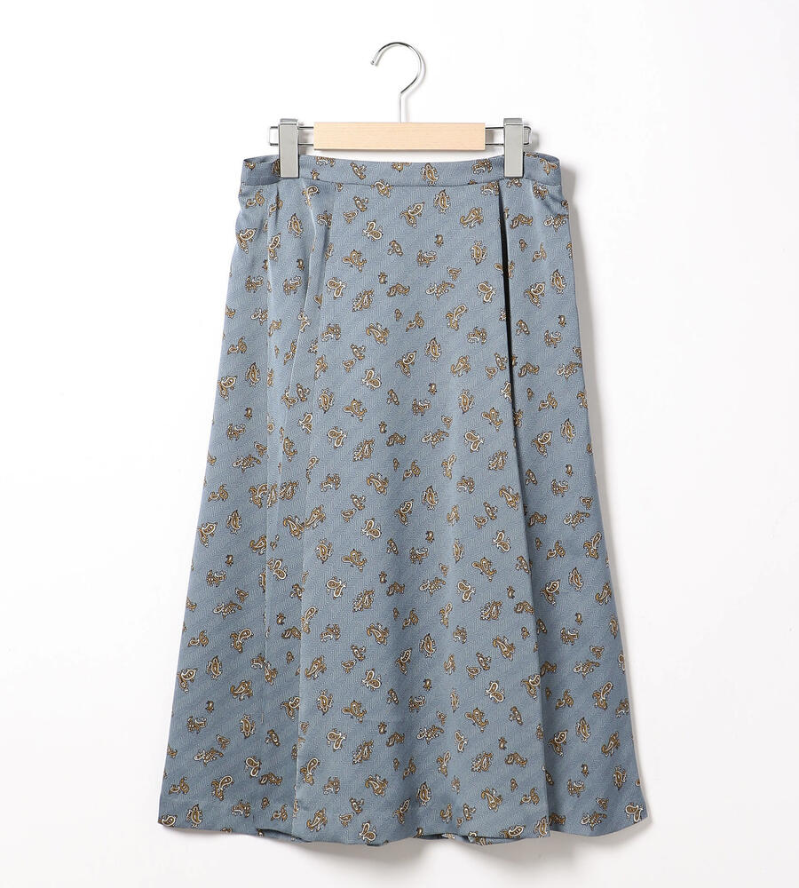 ブルー