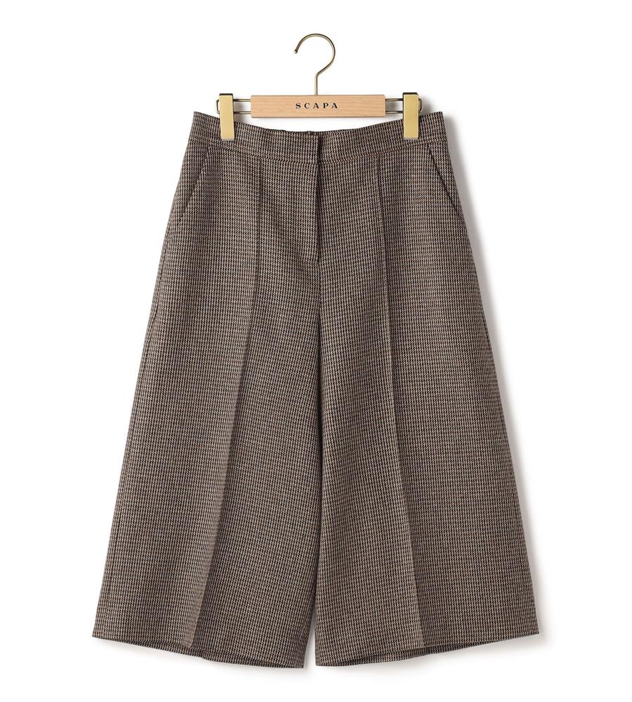 ダークブラウン