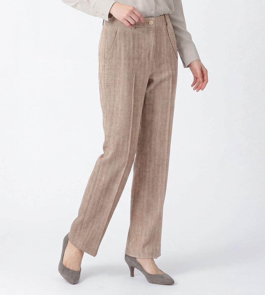 ダークブラウン