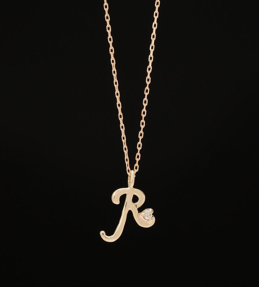 R