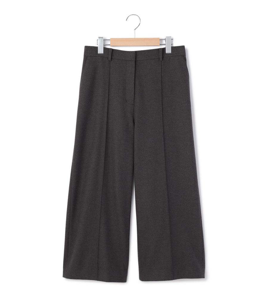 チャコールグレー