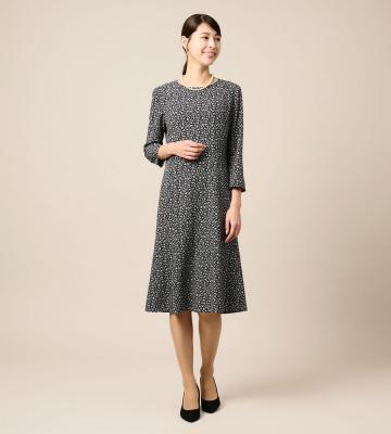 【Lサイズ】クラシックフラワーワンピース