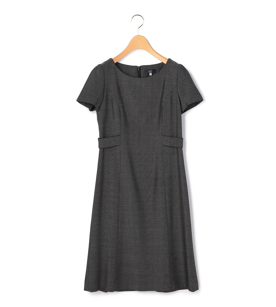 チャコールグレー