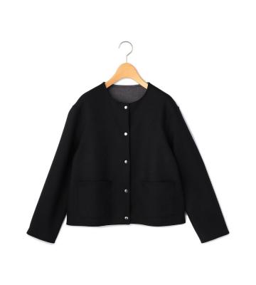 表と裏で異なる表情をお楽しみいただける、リバーシブル仕様のジャケット等新規入荷いたしました。