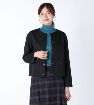 表と裏で異なる表情をお楽しみいただける、リバーシブル仕様のジャケット等新規入荷いたしました。