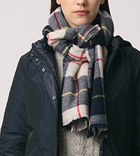 WEB限定マフラー｜いつものコーディネートを新鮮にするマフラーアレンジ4選！