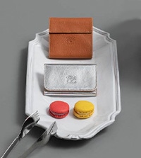 ブランドロゴのスターをハートに置き換えた期間限定コレクション。