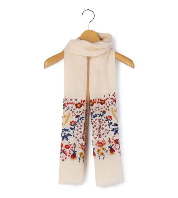 ふんわり軽い麻100%素材のストール等新規入荷いたしました。