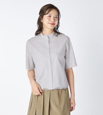 コットンベースのさらっとした素材を用いたシャツブラウス等新規入荷いたしました。