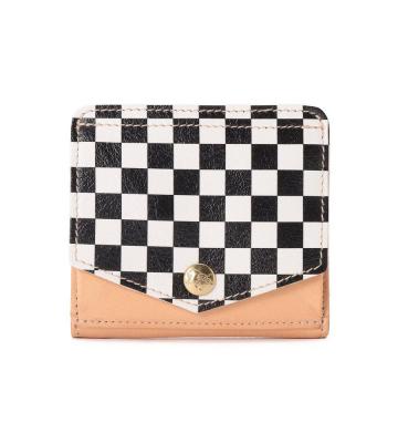 チェッカーボード柄がアクセントのレザーウォレット等新規入荷いたしました。