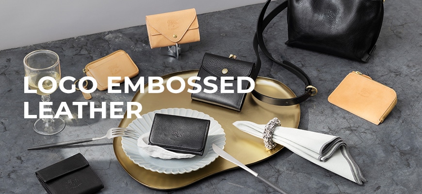LOGO_EMBOSSED_LEATHER
